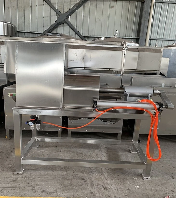 Pineapple Peeling And Corer Machine