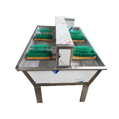 Mwatye otomatik boutèy bwose machin